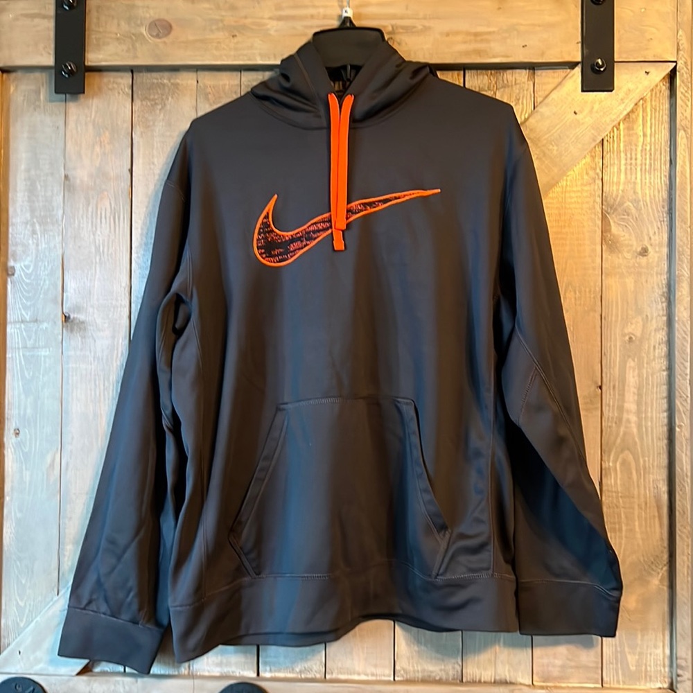 Boys size Large Nike dry fit hoodie.